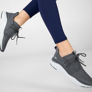 Fabletics | Zuma Studio Sneaker III | Grey/white | size 9